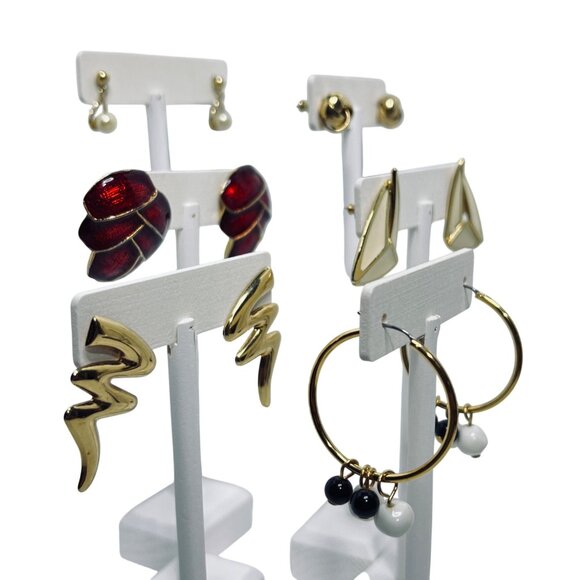 Lot Of 6 Gold Tone Pierced Earrings In Mixed Styles (5860) - Picture 8 of 9